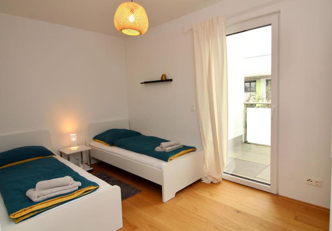 Modern Balcony Apartment With Free Parking Wien Exterior foto